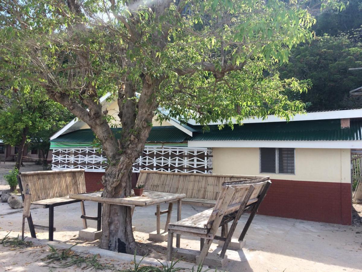 Se San Beach Resort-Isla De Gigantes Carles Εξωτερικό φωτογραφία