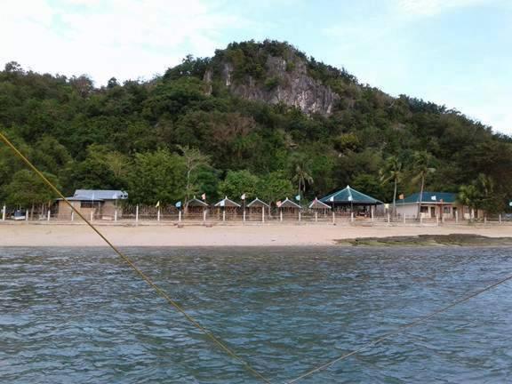 Se San Beach Resort-Isla De Gigantes Carles Εξωτερικό φωτογραφία